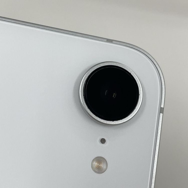 iPhone 16e 128GB �ۥ磻�� SIM���å������