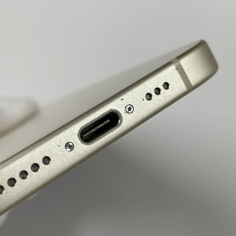 iPhone 15 256GB �������� SIM���å������