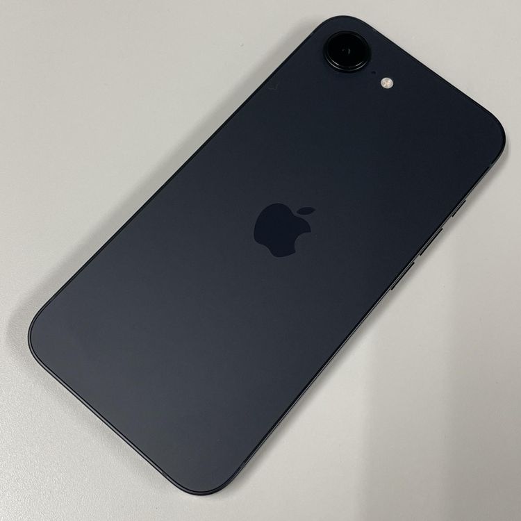 iPhone 16e 256GB �֥�å� SIM���å������