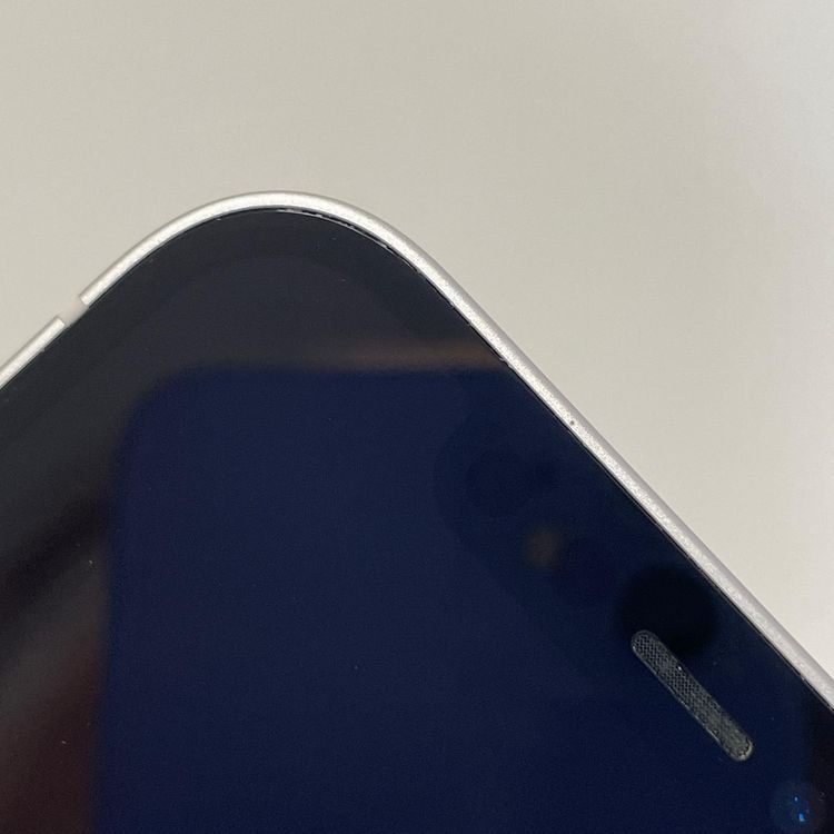 ���������¡��� iPhone 12 128GB �ۥ磻�� SIM���å������