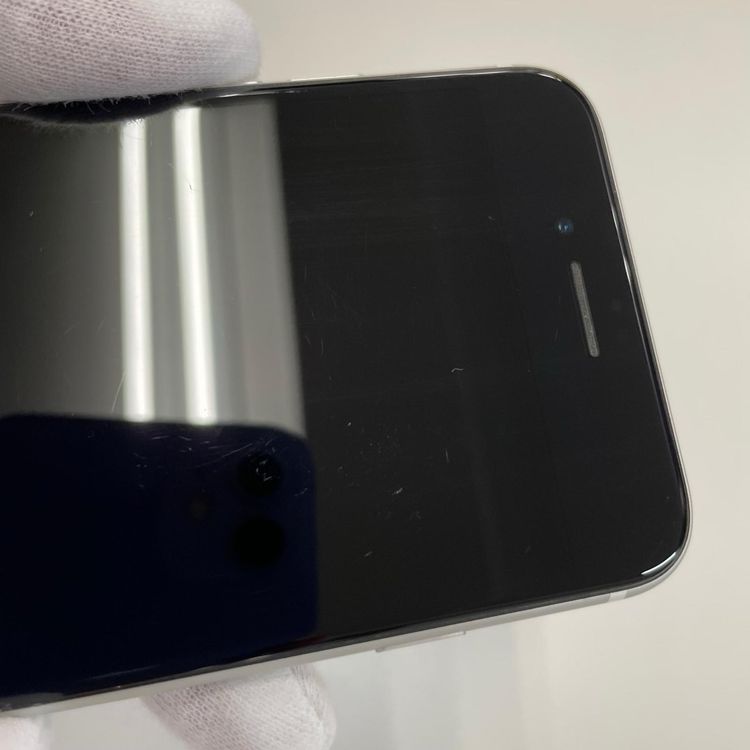 ���������¡��� iPhone SE(��2����) 128GB �ۥ磻�� SIM���å������
