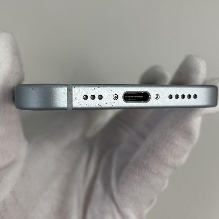 ���������¡��� iPhone 15 128GB �֥롼 SIM���å������