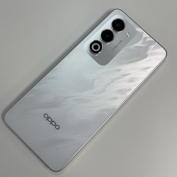 ���������¡��� A5 5G OPG06 �ۥ磻�� SIM���å������