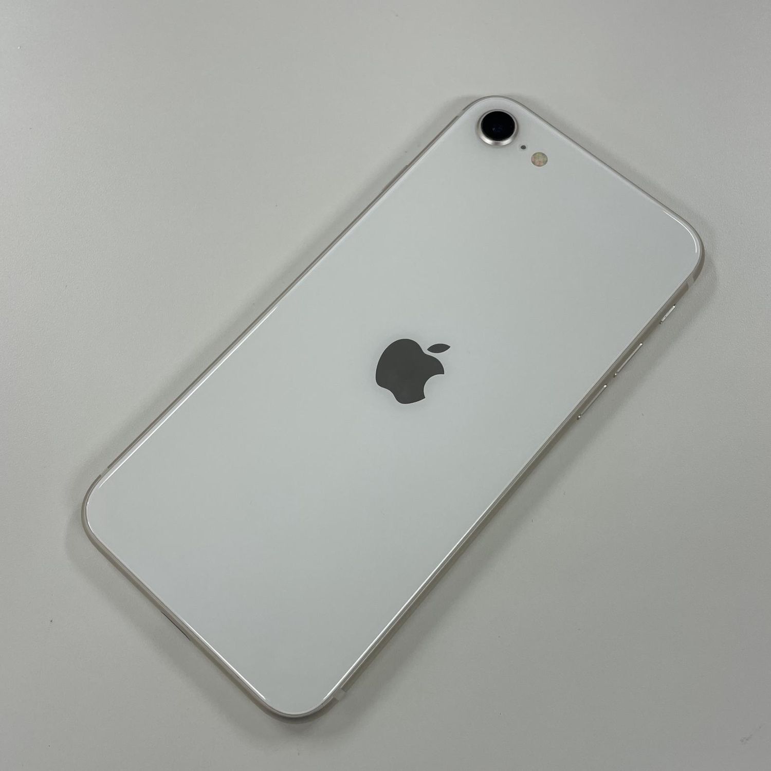 ムスビー｜iPhone SE(第3世代) 64GB スターライト SIMロック解除済 