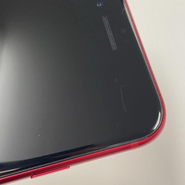iPhone SE(3) 64GB å SIMå