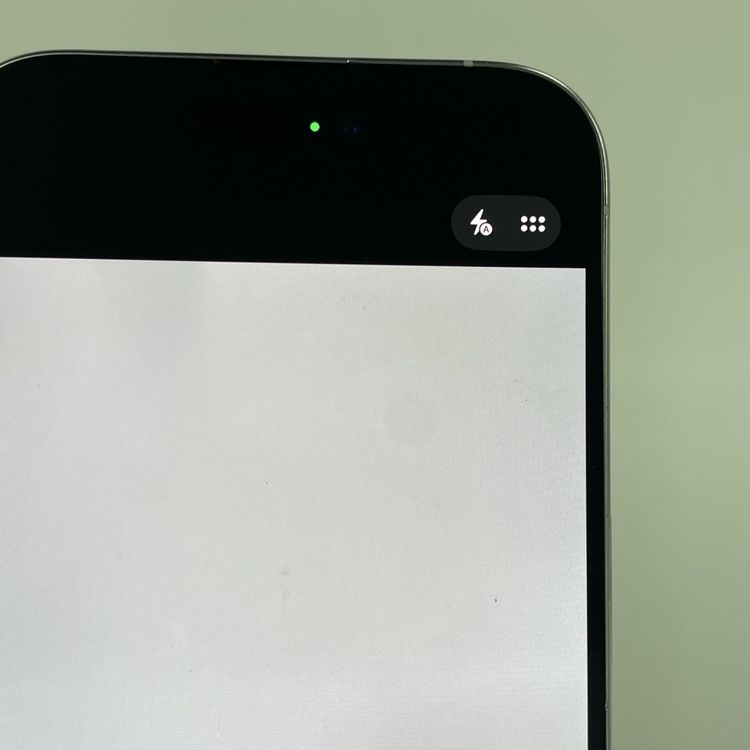 iPhone 15 Pro 256GB ۥ磻ȥ˥ SIMå