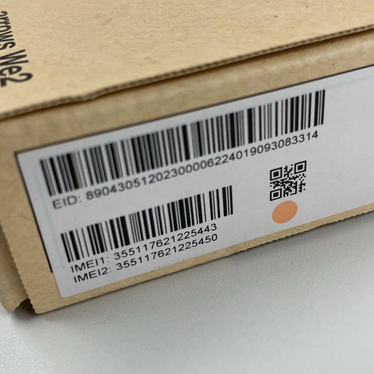 ���������¡��� arrows We2 A402FC �饤�ȥ���� SIM���å������