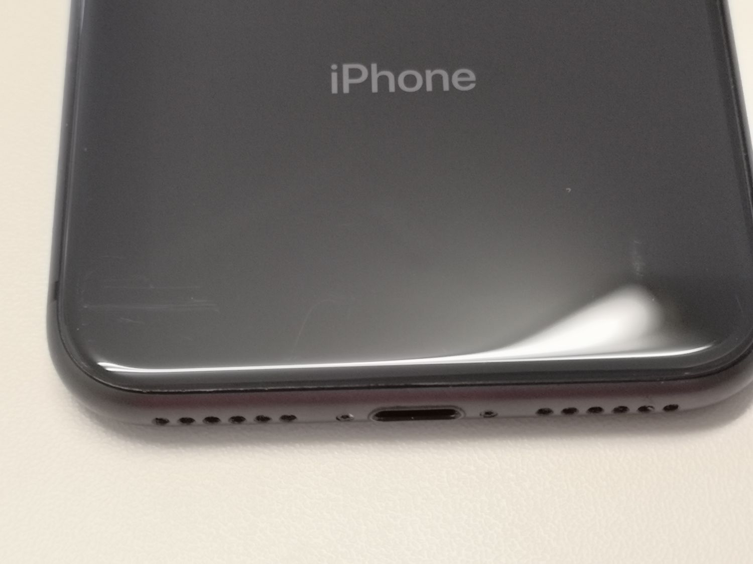 ムスビー｜☆利用制限○☆docomo iPhone 8 64GB スペースグレイ SIM 
