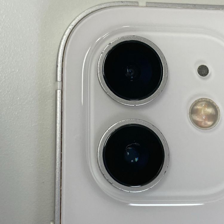 ���������¡��� iPhone 12 64GB �ۥ磻�� SIM���å������