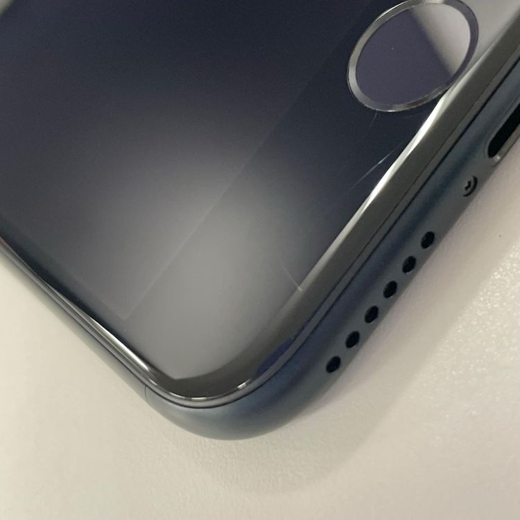 iPhone SE(��3����) 64GB �ߥåɥʥ��� SIM���å������