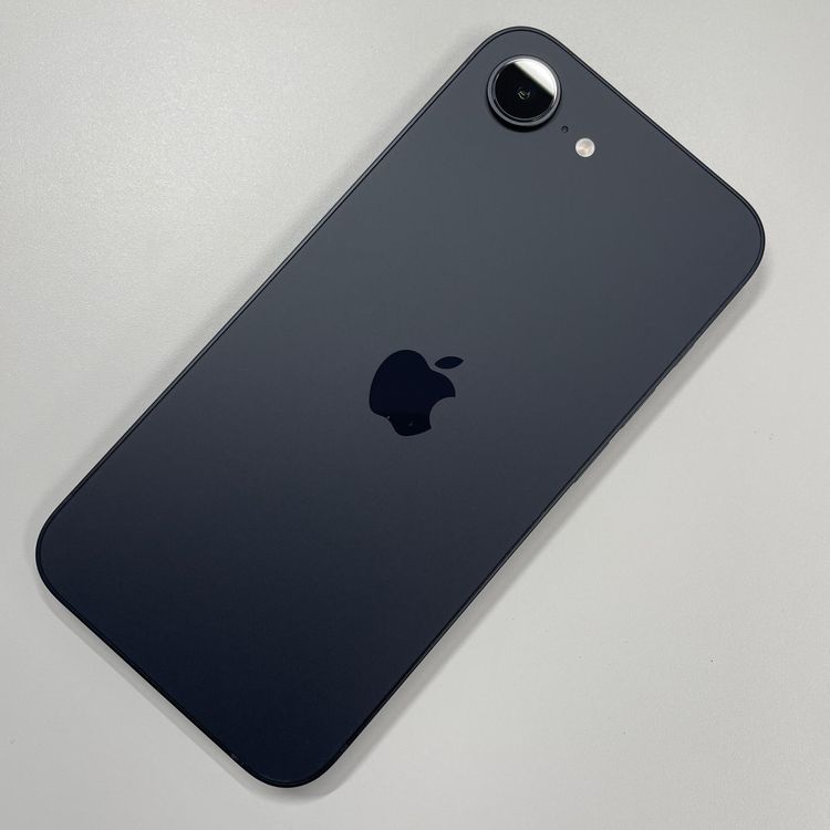 ���������¡��� iPhone 16e 128GB �֥�å� SIM���å������