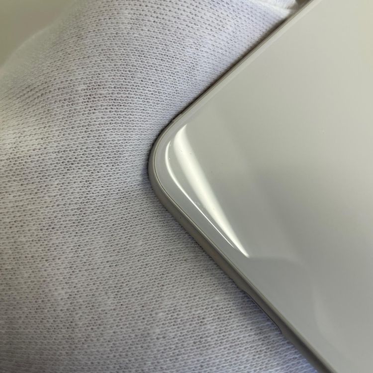 ���������¡��� iPhone SE(��3����) 64GB �������饤�� SIM���å������