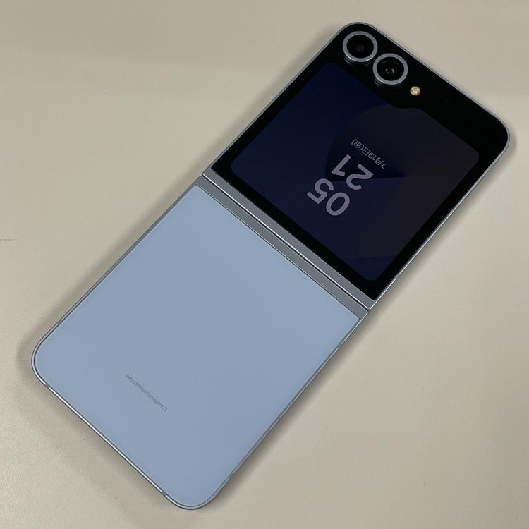 ���������¡��� Galaxy Z Flip6 SCG29 256GB �֥롼 SIM���å������