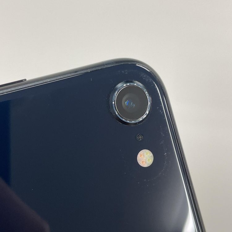 iPhone SE(��3����) 64GB �ߥåɥʥ��� SIM���å������