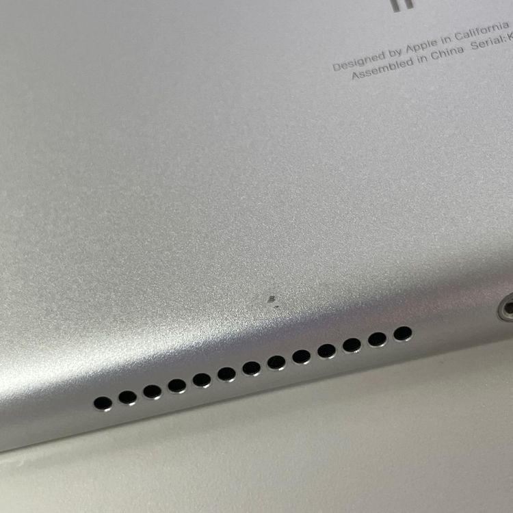 ���������¡��� iPad ��9���� WiFi+Cellular 64GB ���ڡ������쥤 SIM���å������