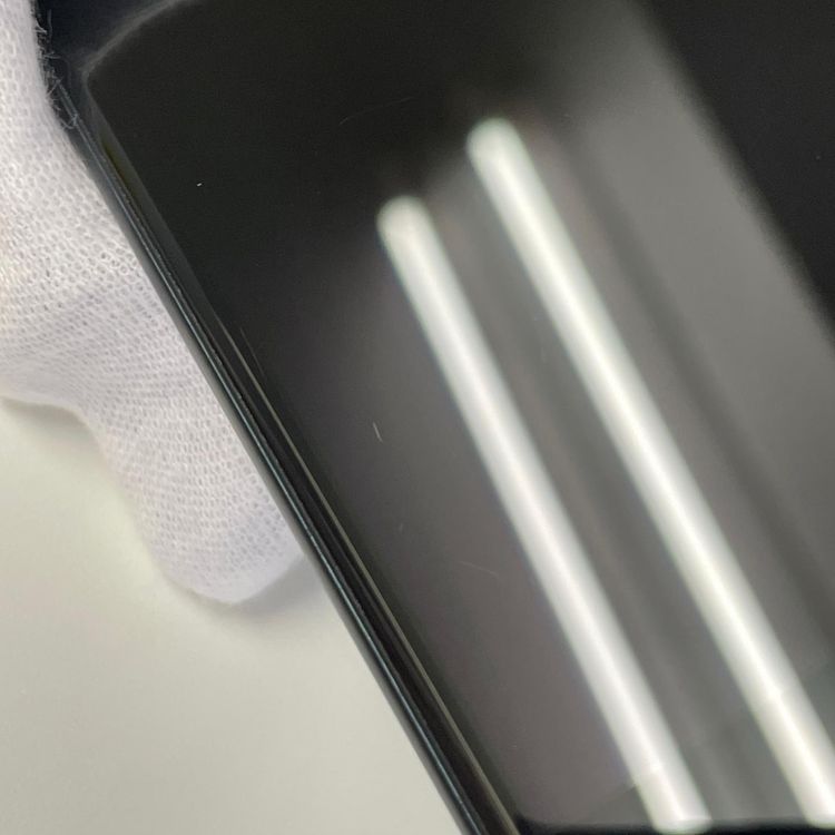 ���������¡��� iPhone SE(��3����) 64GB �ߥåɥʥ��� SIM���å������