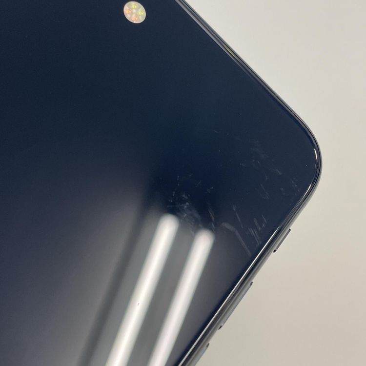 ���������¡��� iPhone SE(��3����) 64GB �ߥåɥʥ��� SIM���å������