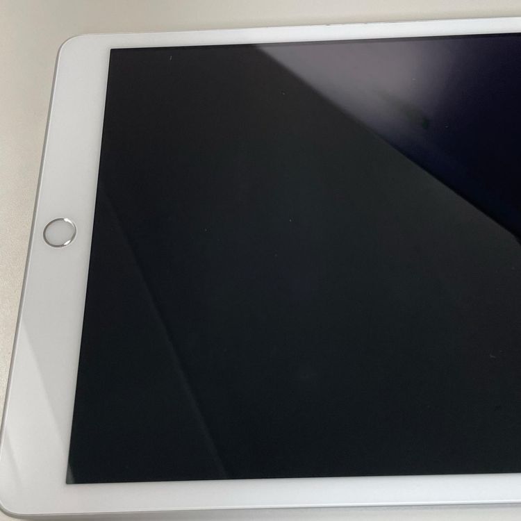 ���������¡��� iPad ��8���� WiFi+Cellular 32GB ����С� SIM���å������
