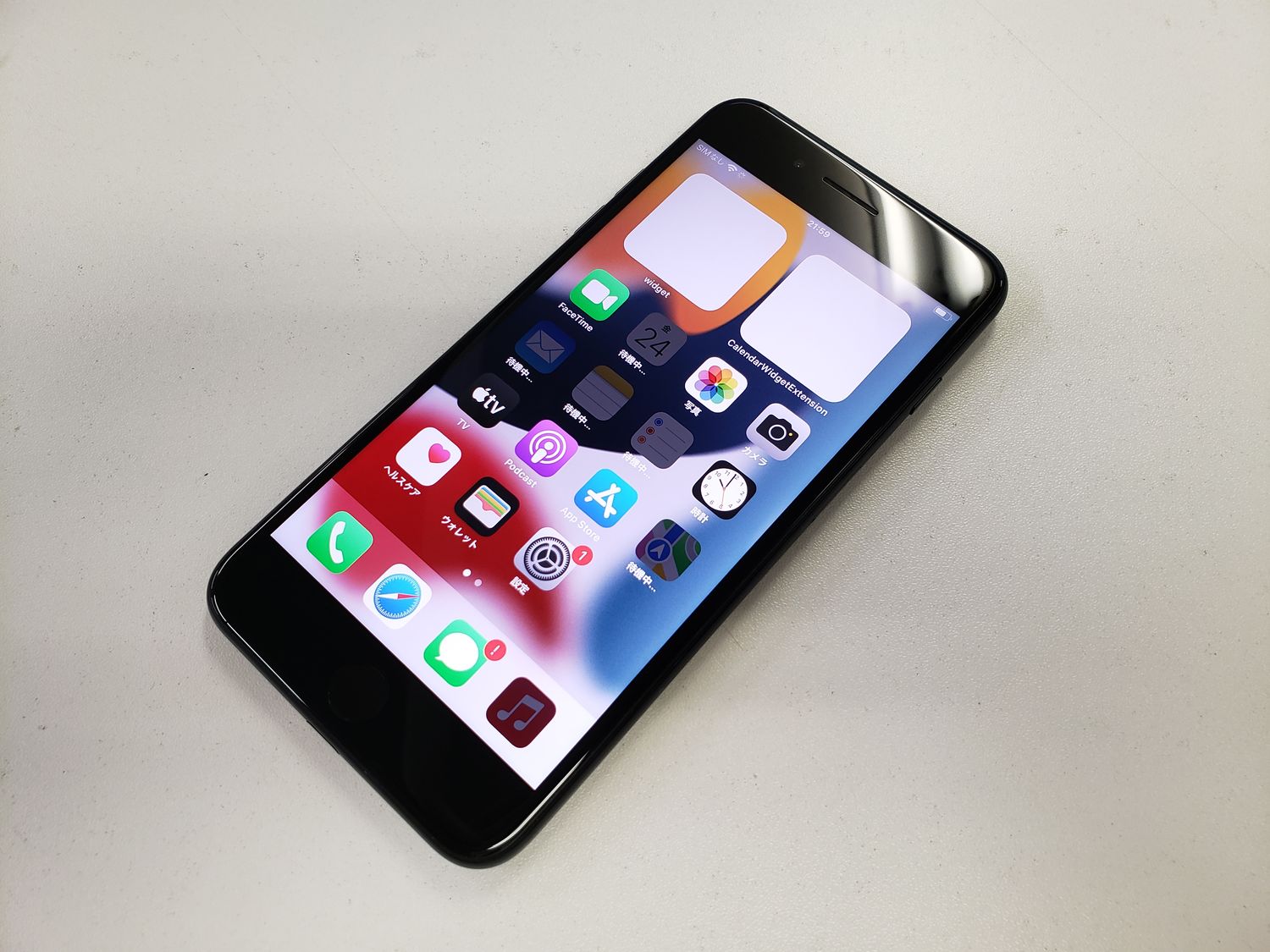 ムスビー｜☆利用制限○☆docomo iPhone 7 Plus 256GB ジェット 