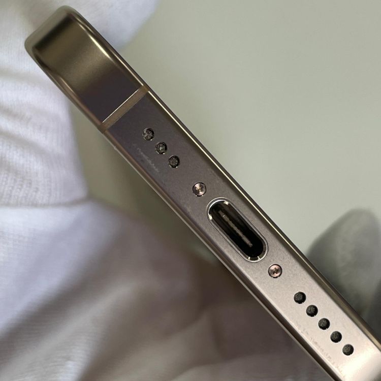 ���������¡��� iPhone 16 Pro 128GB �ǥ����ȥ����˥��� SIM���å������