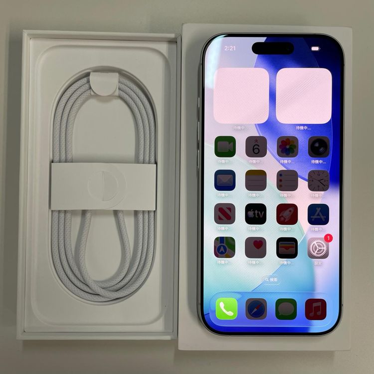 iPhone 17 256GB �ۥ磻�� SIM���å������