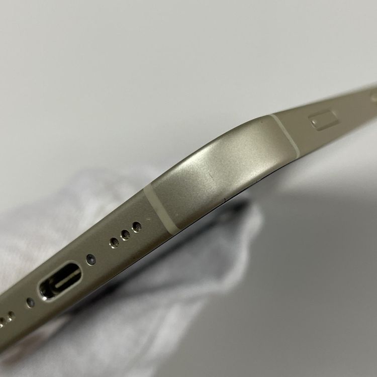 iPhone 15 128GB  SIMå