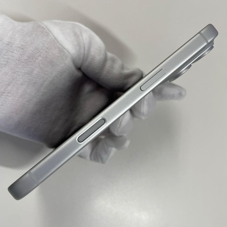 iPhone 17 Pro 256GB ����С� SIM���å������