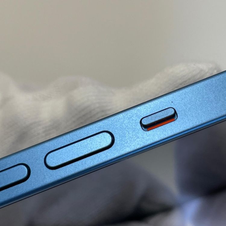 ���������¡��� iPhone 13 128GB �֥롼 SIM���å������
