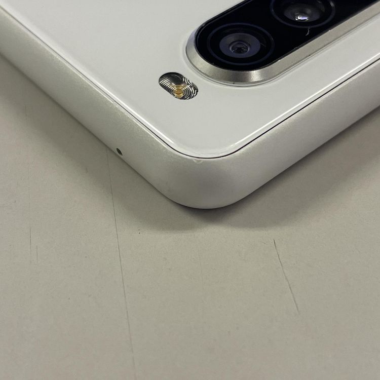 ¡ Xperia 10 II SO-41A White SIMå