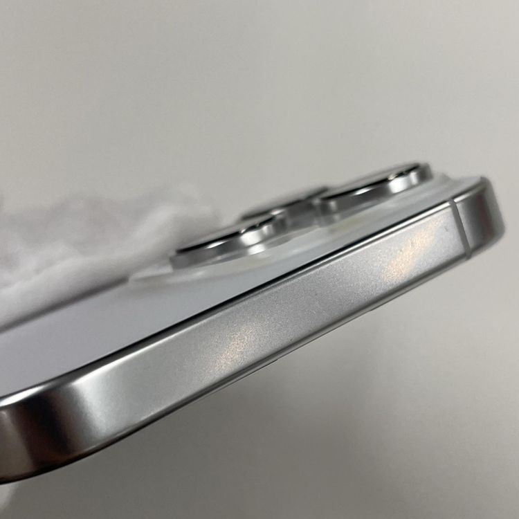 iPhone 16 Pro Max 256GB �ۥ磻�ȥ����˥��� SIM���å������