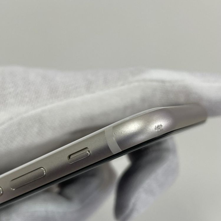 ���������¡��� iPhone SE(��3����) 64GB �������饤�� SIM���å������