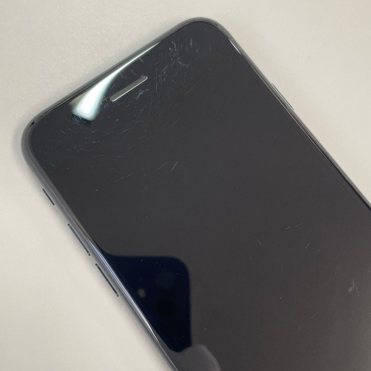 ���������¡��� iPhone SE(��3����) 64GB �ߥåɥʥ��� SIM���å������