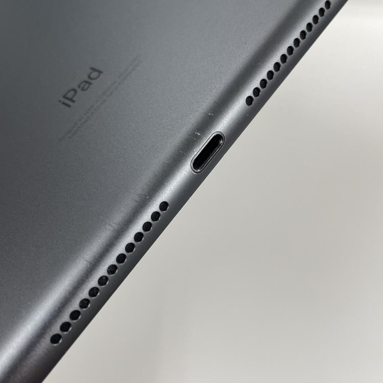 iPad ��9���� WiFi 64GB ���ڡ������쥤