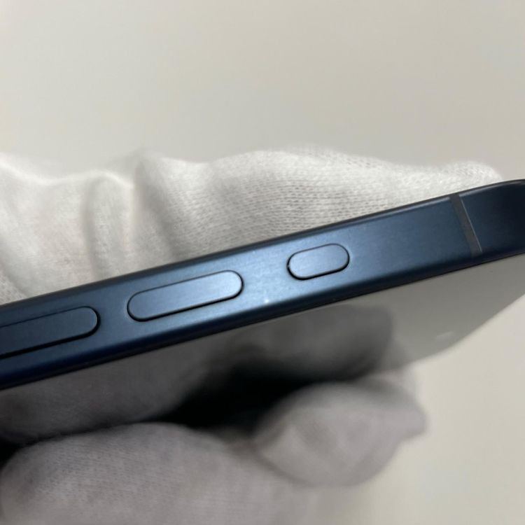 iPhone 15 Pro 256GB �֥롼�����˥��� SIM���å������