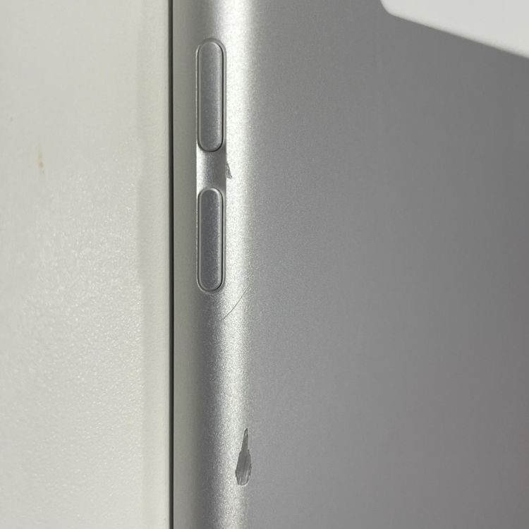 iPad ��7���� WiFi+Cellular 32GB ����С� SIM���å������