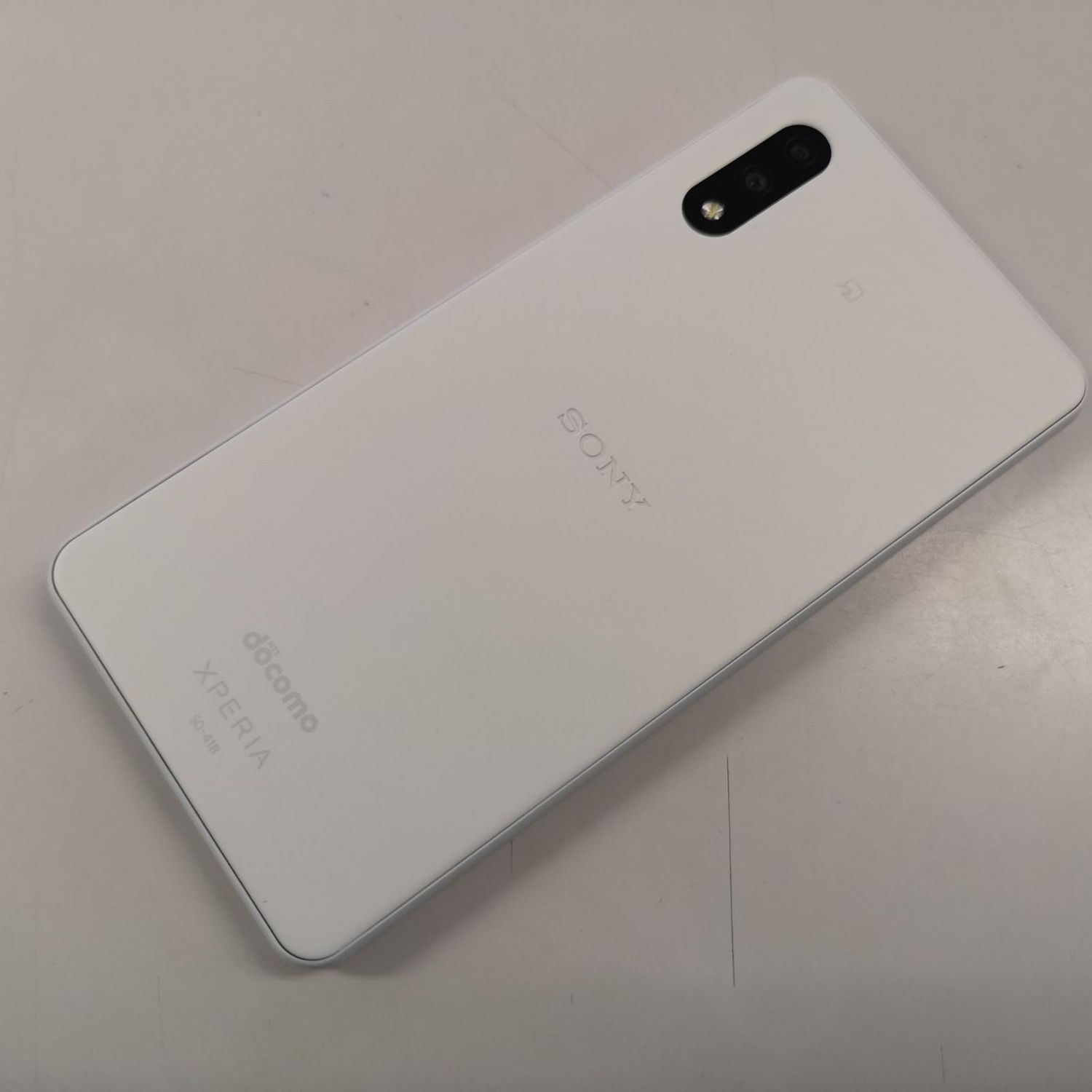 ムスビー｜☆利用制限〇☆ Xperia Ace II SO-41B ホワイト SIMロック 