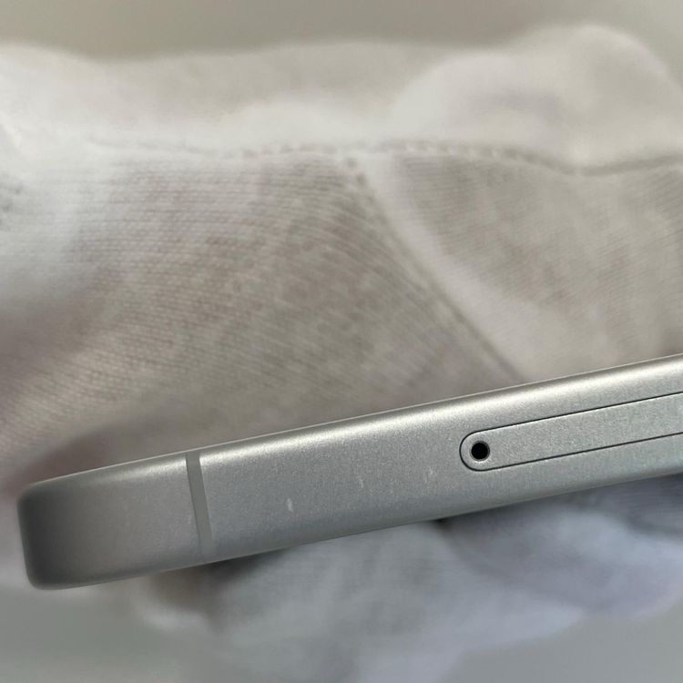 iPhone 16 512GB �ۥ磻�� SIM���å������