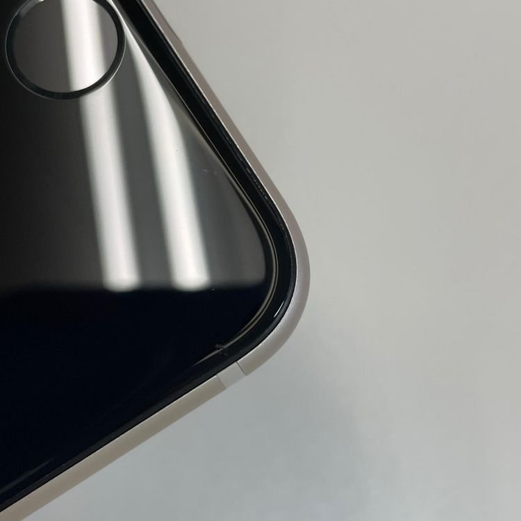 ���������¡��� iPhone SE(��3����) 64GB �������饤�� SIM���å������