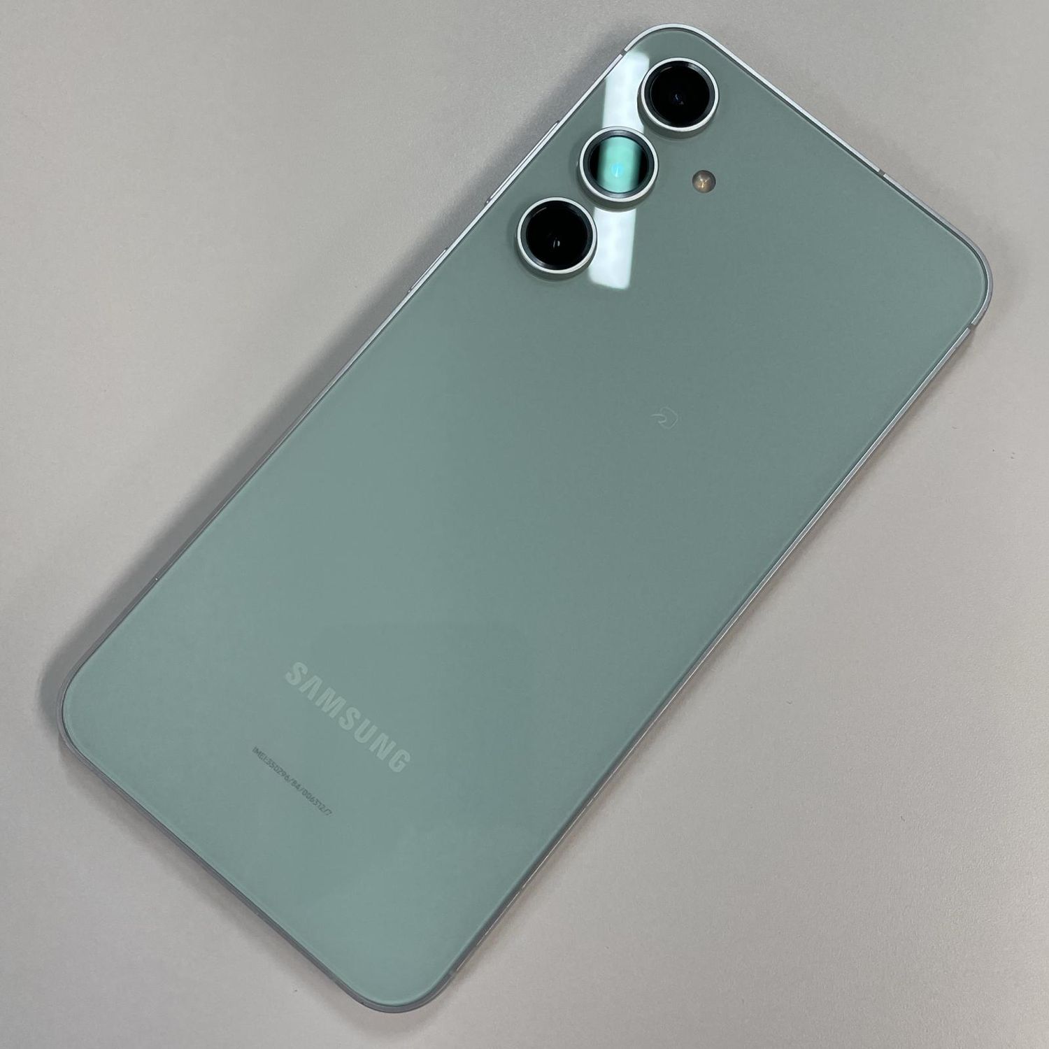 ムスビー｜☆利用制限〇☆ Galaxy S23 FE SCG24 ミント SIMロック解除 
