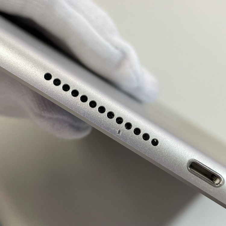 ���������¡��� iPad ��9���� WiFi+Cellular 64GB ����С� SIM���å������