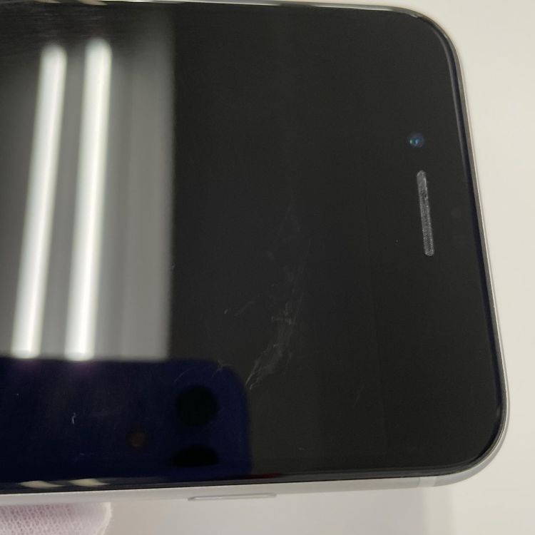 iPhone SE(��2����) 64GB �ۥ磻�� SIM���å������