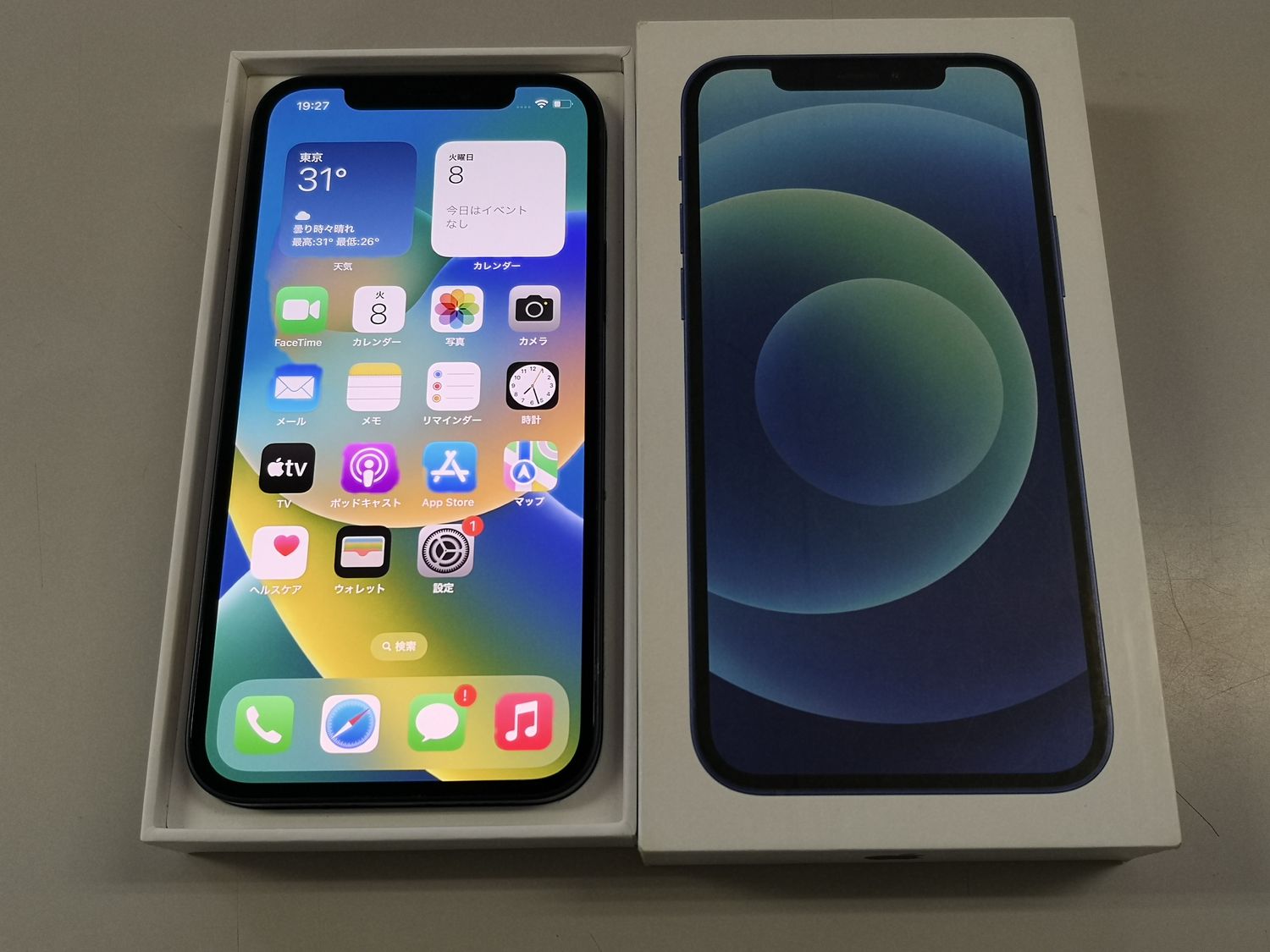 ムスビー｜☆利用制限〇☆docomo iPhone 12 64GB ブルー 電池100％ SIM 