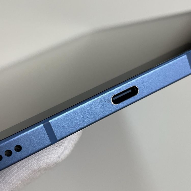 ���������¡��� iPad ��10���� WiFi+Cellular 64GB �֥롼 SIM���å������