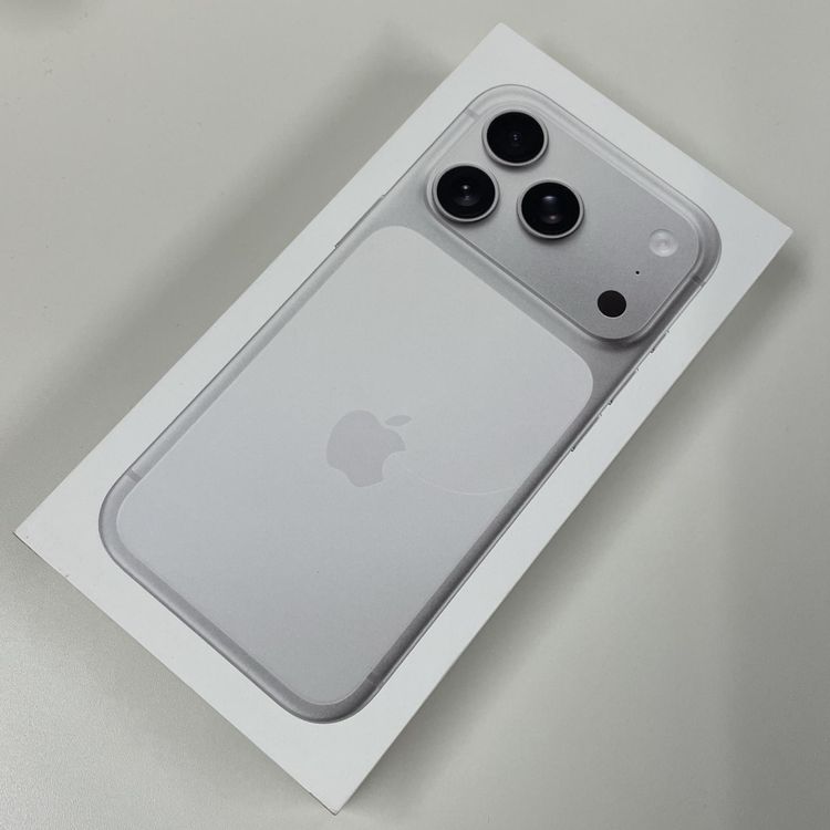 iPhone 17 Pro 256GB ����С� SIM���å������