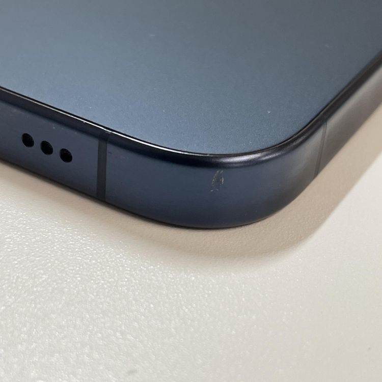 iPhone 15 Pro 256GB �֥롼�����˥��� SIM���å������