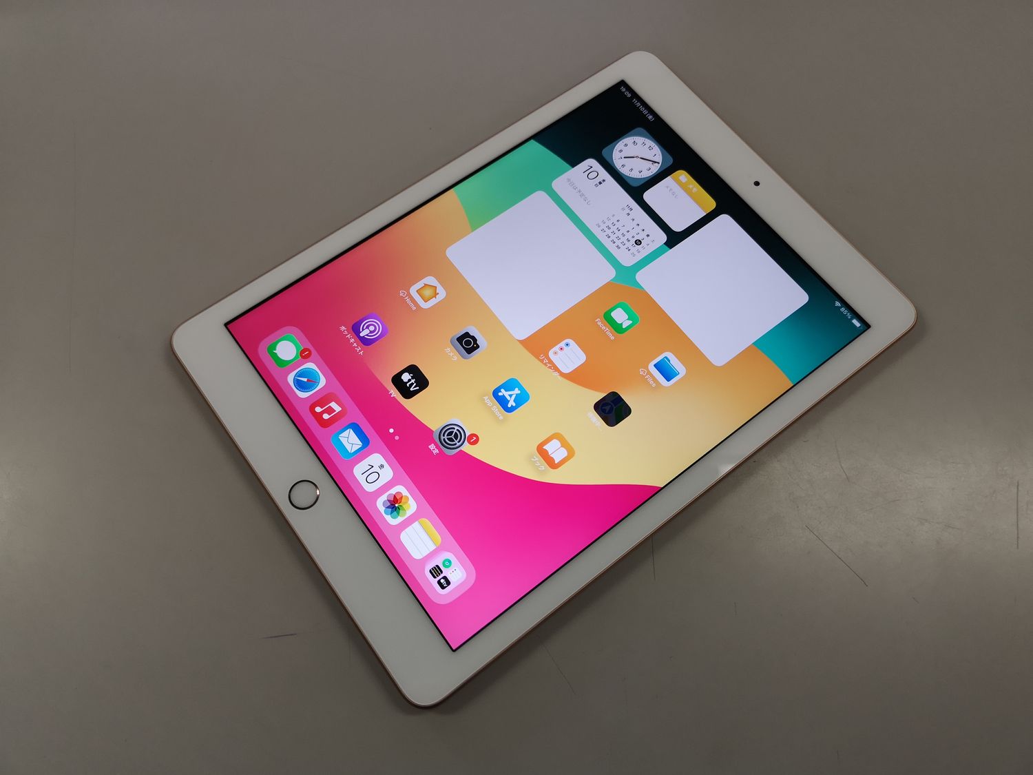 iPad 第6世代 Wi-Fi+Cell gold 32GB バッテリー85% 訳あり