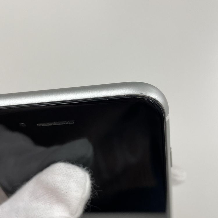 ���������¡��� iPhone SE(��2����) 128GB �ۥ磻�� SIM���å������