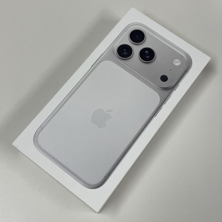 iPhone 17 Pro 512GB ����С� SIM���å������