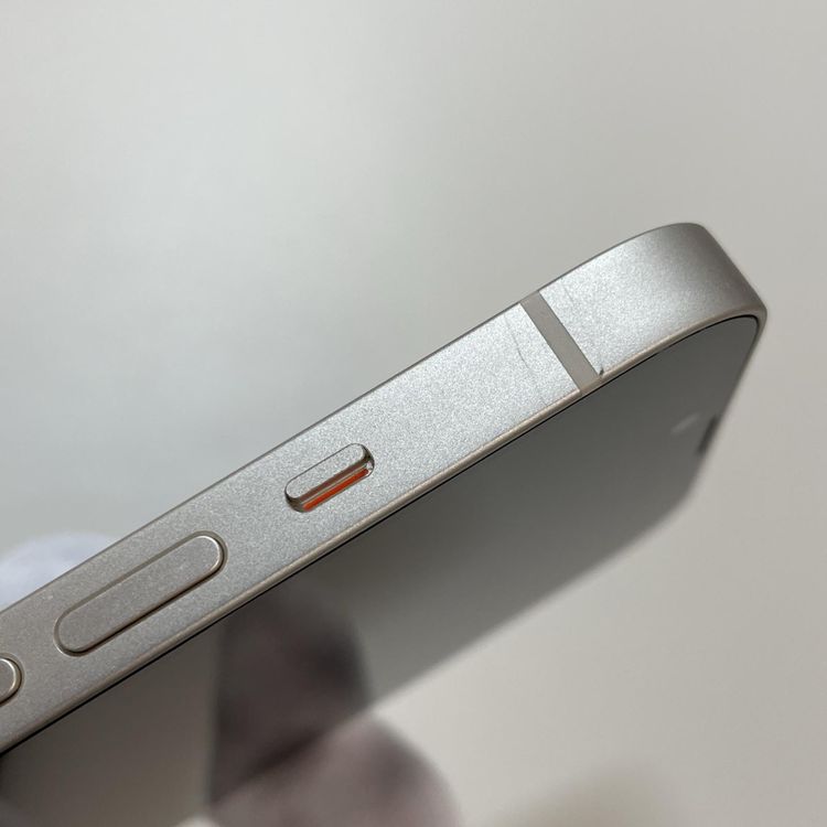 iPhone 13 128GB �������饤�� SIM���å������