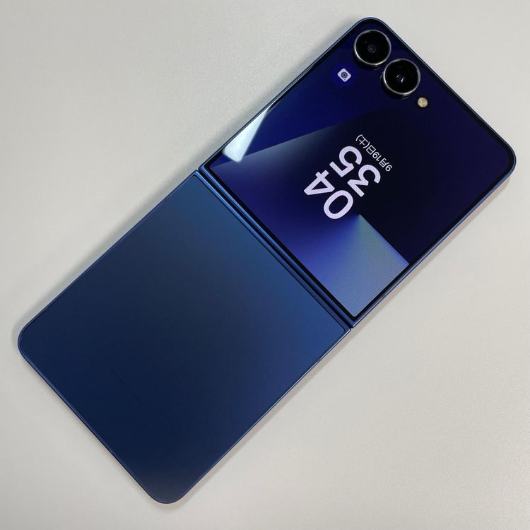 ���������¡��� Galaxy Z Flip7 SCG35 256GB �֥롼����ɥ� SIM���å������